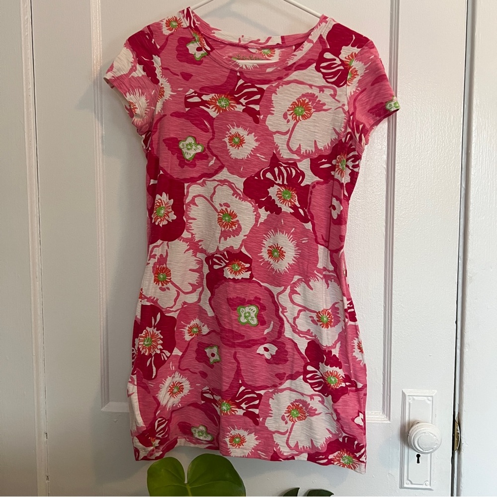 S Lilly Pulitzer T-shirt Dress